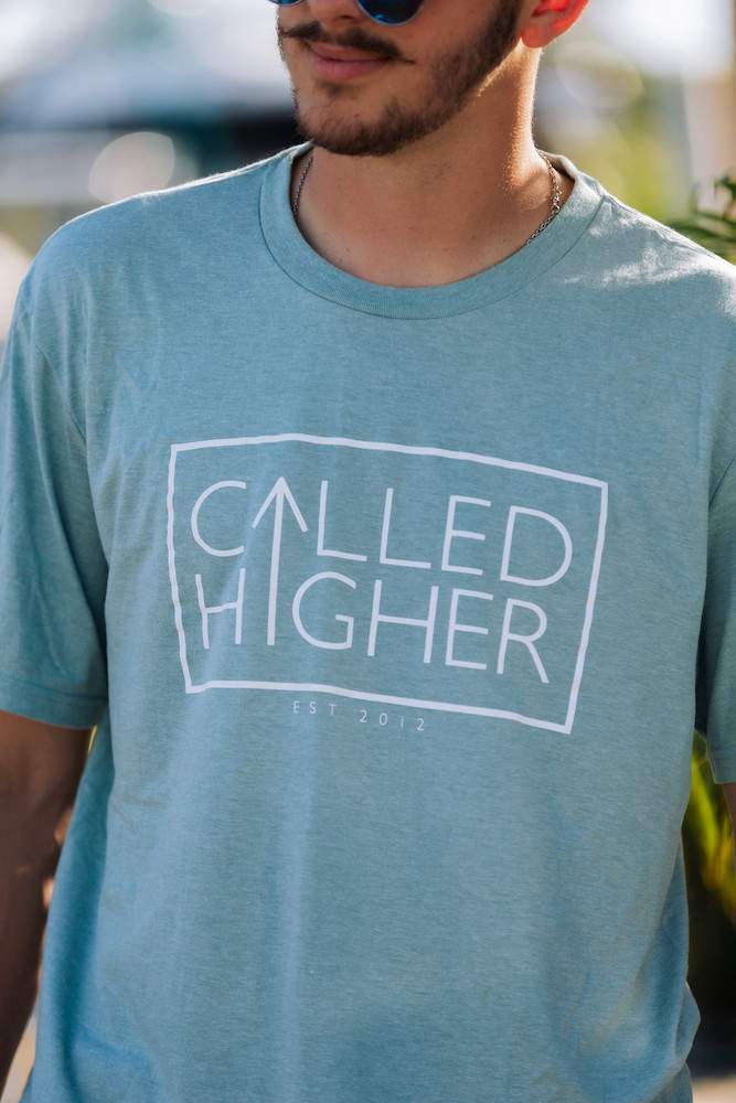 M seafoam front